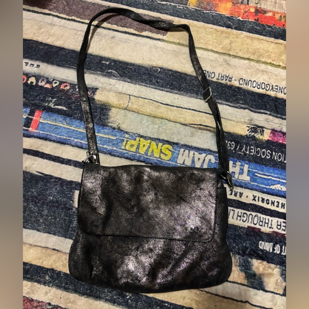 Cofi Elegant Black Leather bronze metallic Shoulder Bag